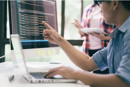 每個(gè) Web 開(kāi)發(fā)人員至少應(yīng)該查看的 10 個(gè)網(wǎng)站